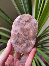 Load image into Gallery viewer, Pink Amethyst Flower Agate Palm