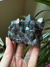 Load image into Gallery viewer, Titanium Aura Quartz