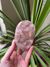 Load image into Gallery viewer, Pink Amethyst Flower Agate Palm