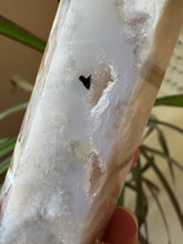 Load image into Gallery viewer, Flower Agate