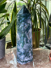 Load image into Gallery viewer, Moss Agate Tower