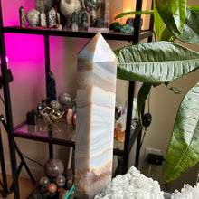 Load image into Gallery viewer, Agate Tower