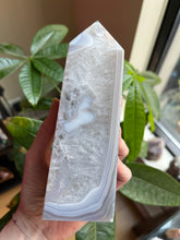 Load image into Gallery viewer, Agate Tower