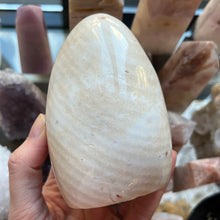 Load image into Gallery viewer, Stripe Agate