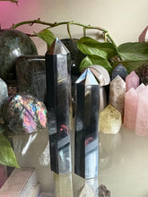 Load image into Gallery viewer, Terahertz Tower
