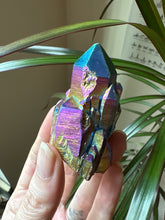 Load image into Gallery viewer, Titanium Aura Quartz
