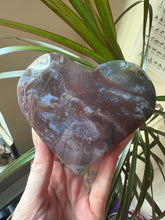 Load image into Gallery viewer, Moss Agate Heart w/ Stand
